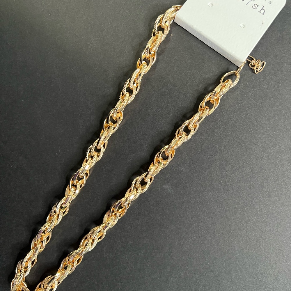 NWT Gold Toned Rope Style Necklace